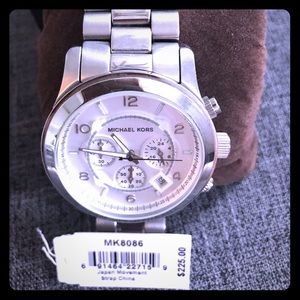 Barely used Michael Kors,